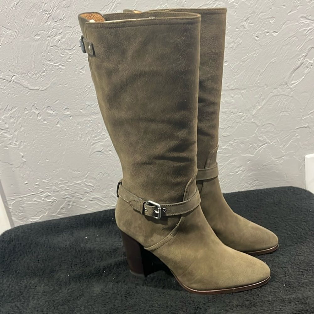 🔥 COACH Beverly Boots Mid Calf Suede Leather 3” Heel Olive Green Sz 8.5B - EUC